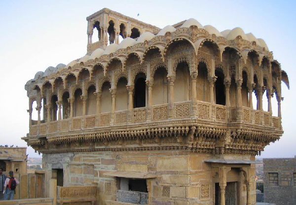 Havelis Of Jaisalmer: Royal Palaces And Its Never-ending Grandeur
