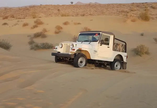 Jaisalmer desert taxi tour